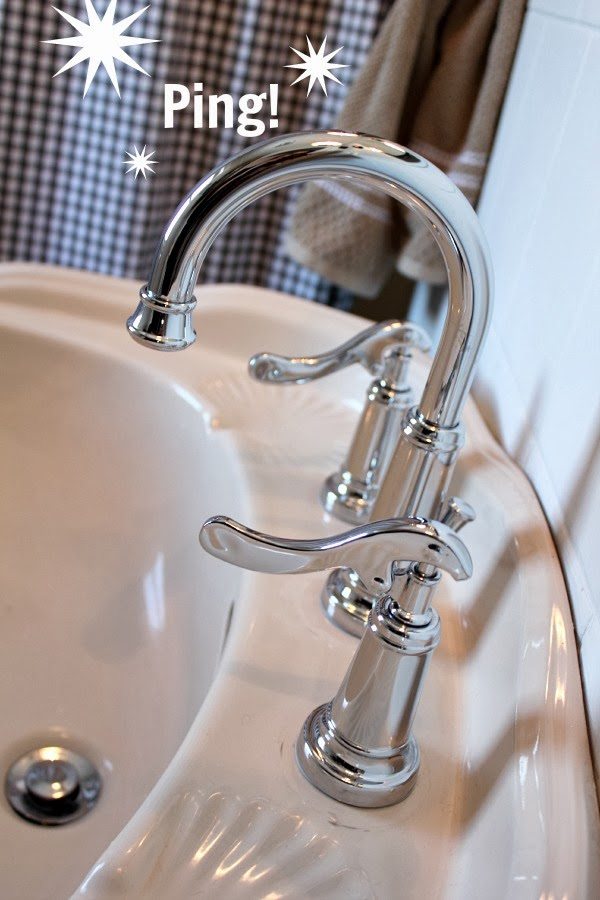 You need to try this handy little trick that will keep your faucets shiny for longer. It's so incredibly easy you won't believe it! After Picture.