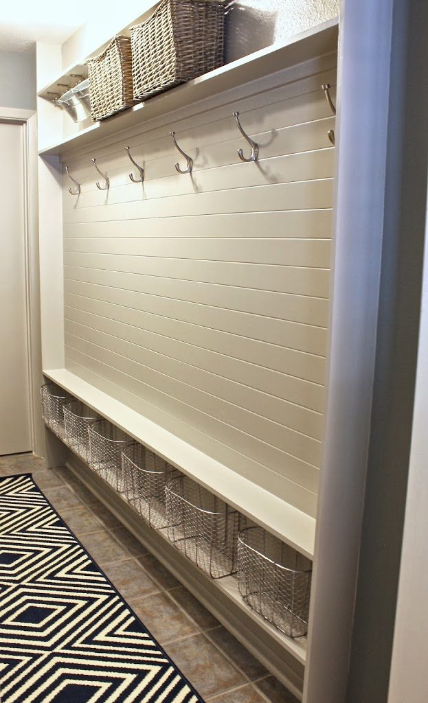Inventive ideas to help you make the most of the space available in your mud room!