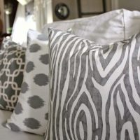 The 10 Minute DIY Pillow Cover