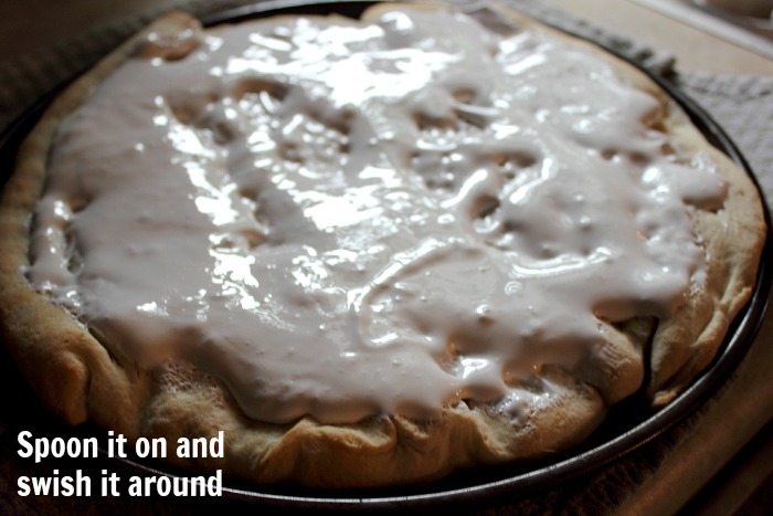Way easier and so much more fun than a plain ol' pie. Make this and be a big hit at your next Summer BBQ!