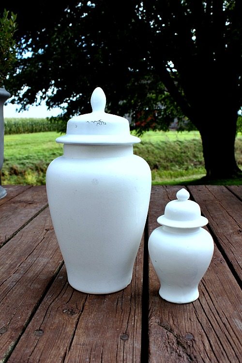 Turn outdated pottery pieces into stylish decor items with spray paint! 
