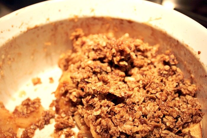 Classic and crowd-pleasing apple crisp! Make it once and you'll find yourself making it over and over again. I used to love apple crisp when I was young!