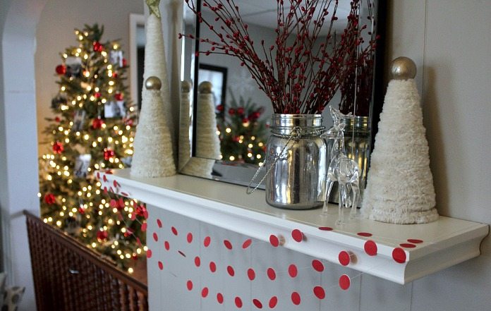 11 Best Office Christmas Decorations Ideas to Lift Your Spirit