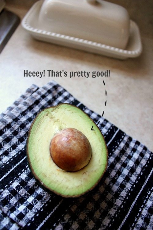 Brown avocados are a thing of the past! Here's the trick that REALLY works to keep them fresh and green for longer! 