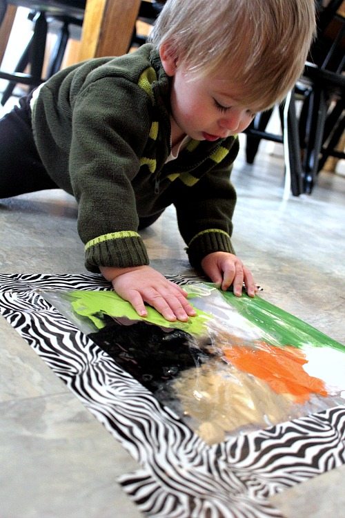 All the fun of finger painting and sensory bins for toddlers without the mess!