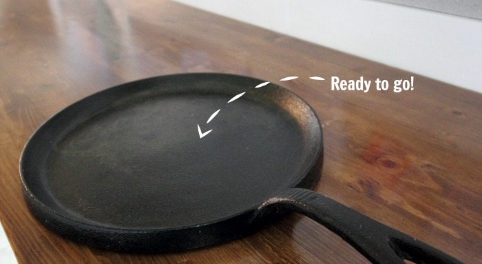 How to Clean a Cast Iron Pan - Ready to Use