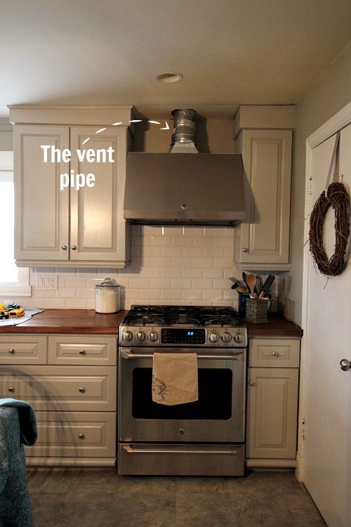 How to DIY a range hood vent pipe cover. Something like this is especially useful in an old house with wonky walls and ceilings!