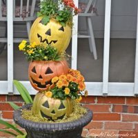DIY Outdoor Halloween Decoration Ideas