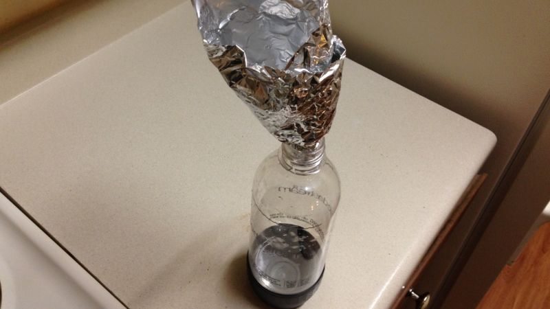 Great ways to use aluminum foil around the house!