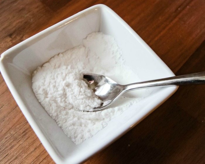 Here's how to make baking powder at home! Mix