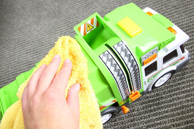 How to easily clean toys and remove germs and bacteria without harsh chemicals!