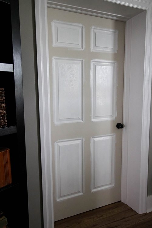 Painting interior doors is great way to freshen up any indoor space. Get the job done quickly and done well with this step by step door painting guide.