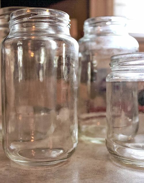 Sparkling clean, glue-free jars.