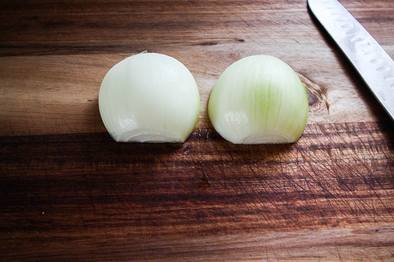 How to dice an onion quickly, easily, and efficiently! 