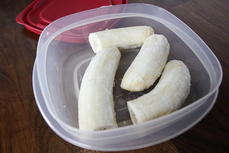 This is the absolute smartest, most clever way to freeze bananas for all of your favourite banana recipes!