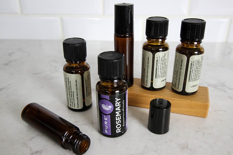 Rosemary is definitely one of my favourite essential oils because of its practicality and it's fresh, rejuvenating scent. Check out some of these great uses for rosemary essential oil!