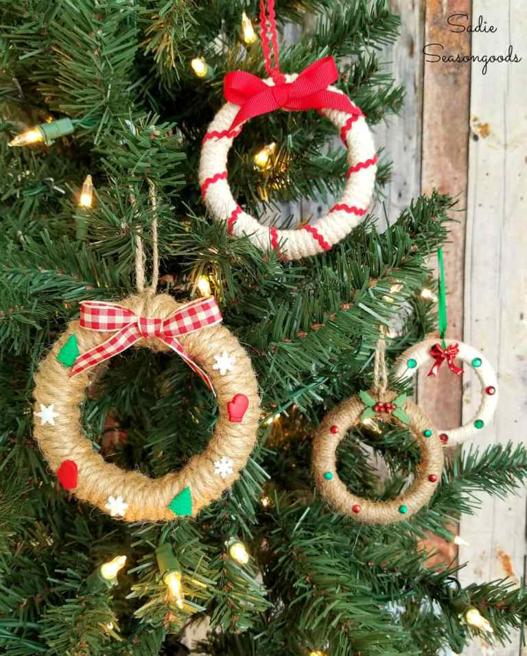 Fun and Easy Mason Jar Ideas for Christmas!