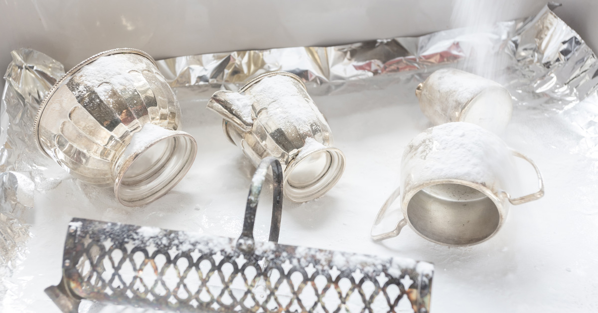 How to clean tarnished silver with baking soda.