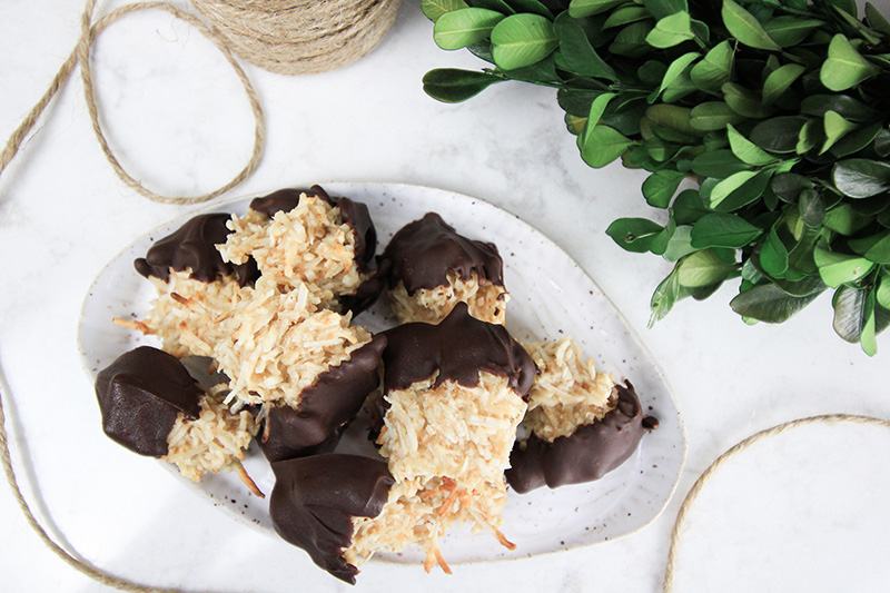 Try adding these easy plant-based coconut macaroons to your dessert table this Christmas if you have vegan friends and family that you don't want to leave out of all the feasting fun!