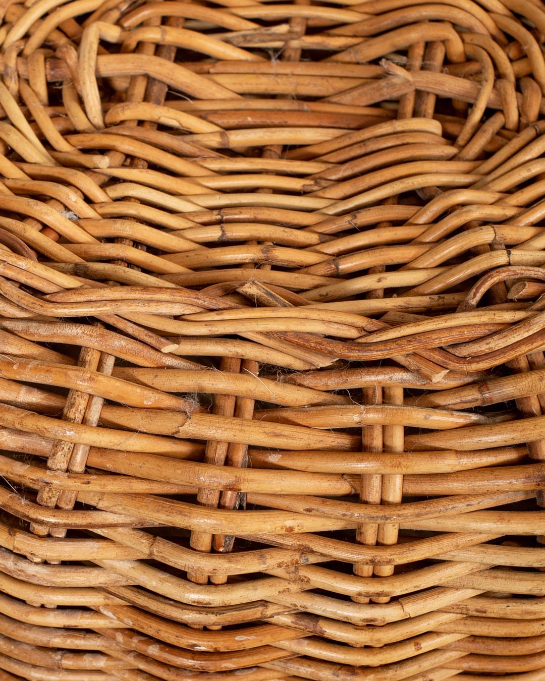 Wicker baskets add both beauty and functionality to a home and they're one of my favourite home decor items ever. They can also collect a lot of dust and grime over the years when you look at them closely! Here's how to clean wicker baskets!