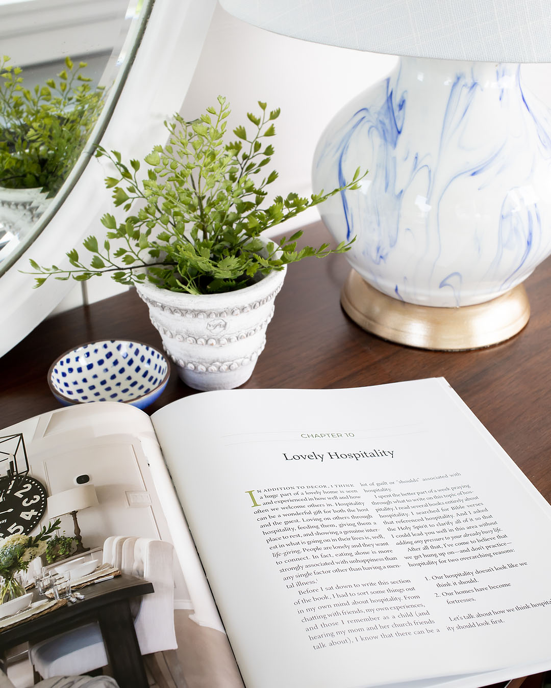 This is my review of Shannon Acheson's new Home Made Lovely book, a great book about decorating to create a home you love, and then sharing it with others.