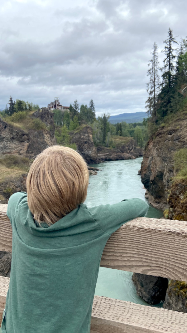 We snuck in a last-minute-ish trip to visit Northern British Columbia, where I spent every summer growing up, right before the kids had to go back to school and we managed to squeeze in so much fun in just those few short days. Here's what did during our seven days in Smithers, B.C.!