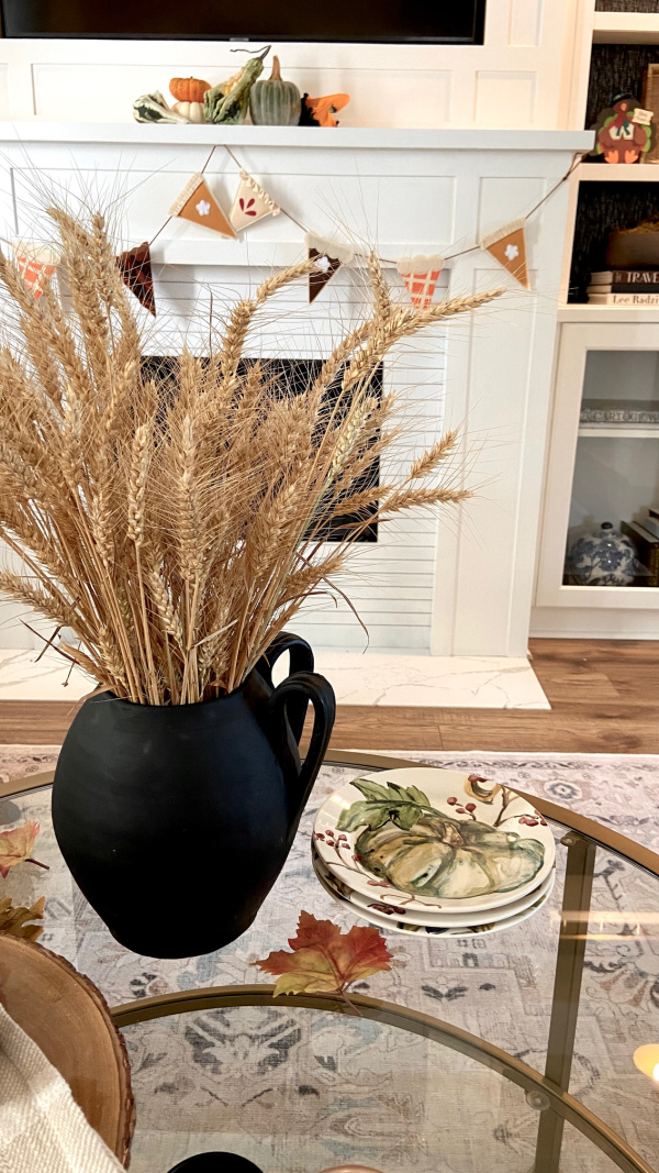 Five Things on a Friday - Thanksgiving Decor