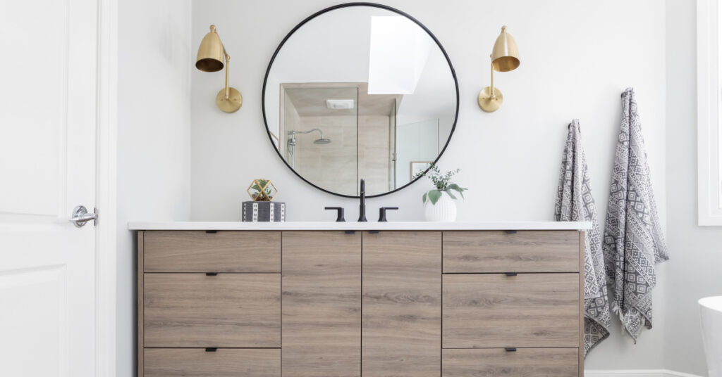 Unique Bathroom Decor Ideas to Spruce Up Your Personal Oasis - The Creek Line House