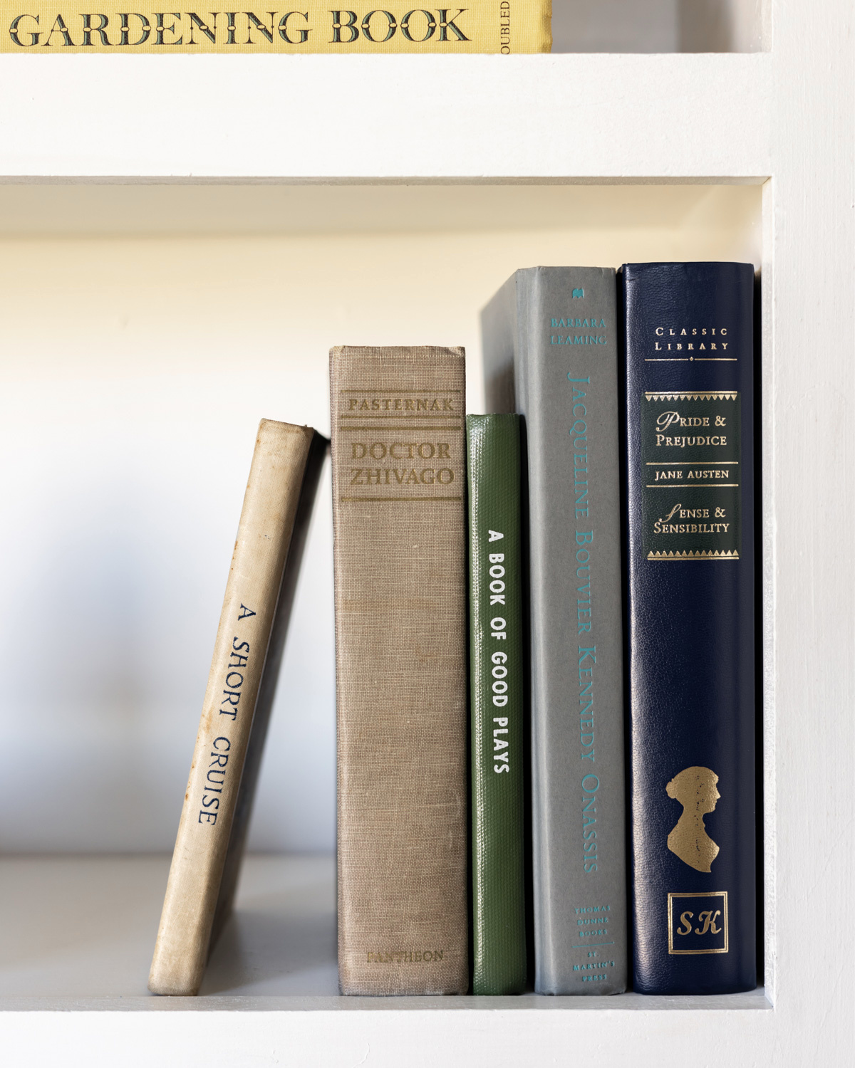Is the bookshelf wealth trend anti-minimalist?