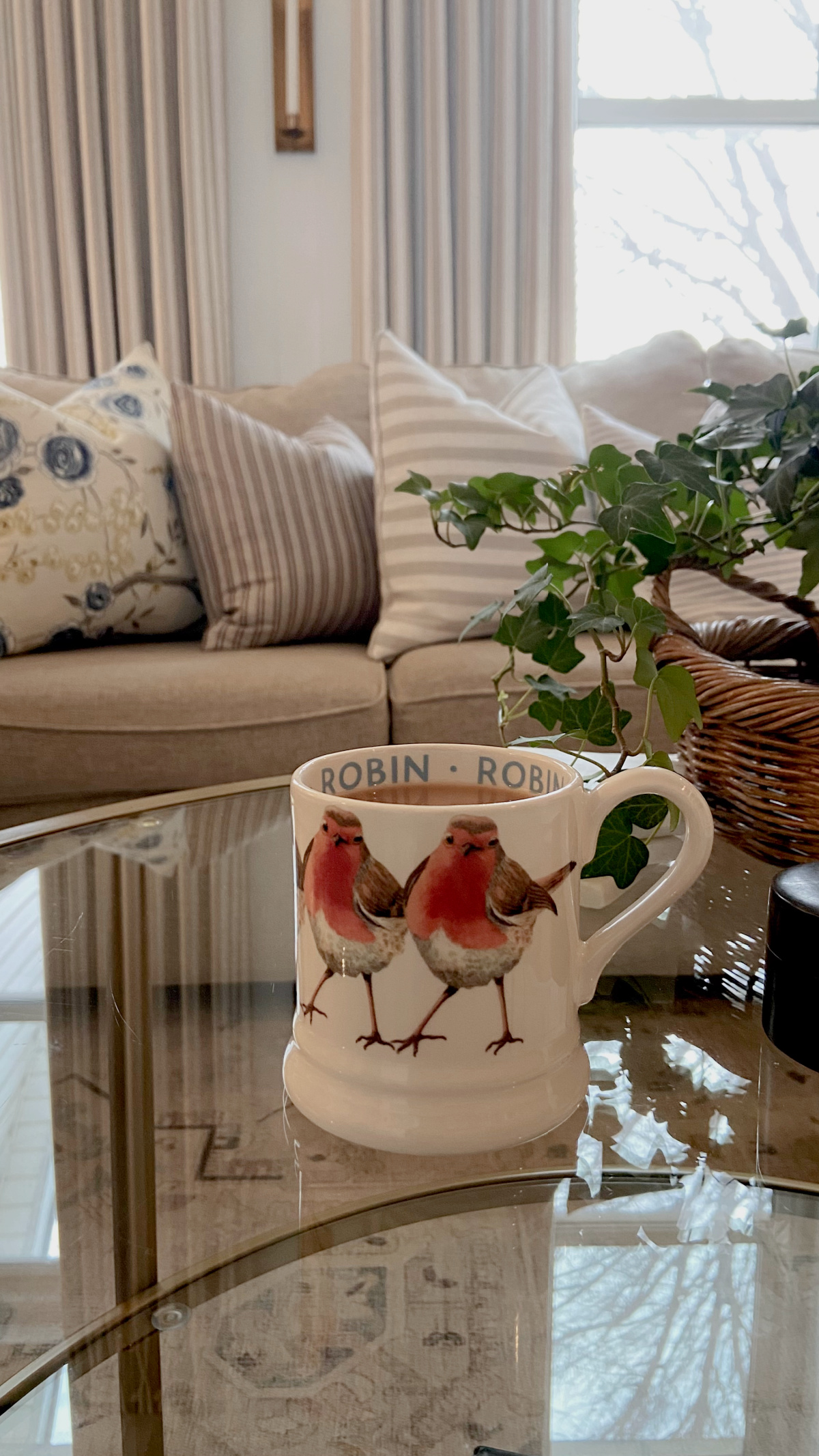 Emma Bridgewater robin mug.